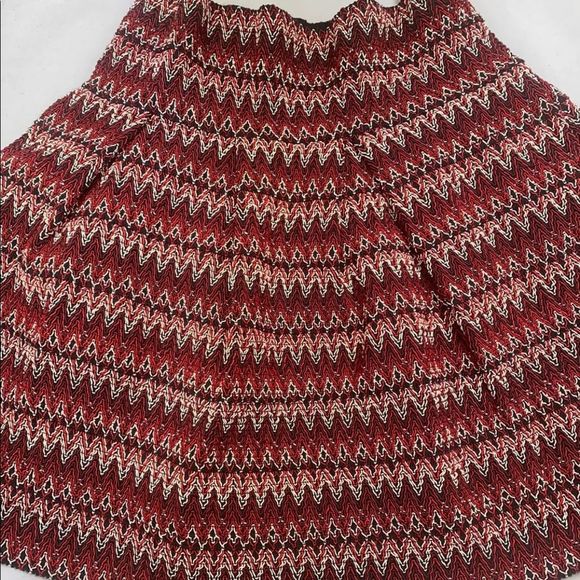 H&M Patterned Stretch Pleated Skirt - Picture 2 of 9